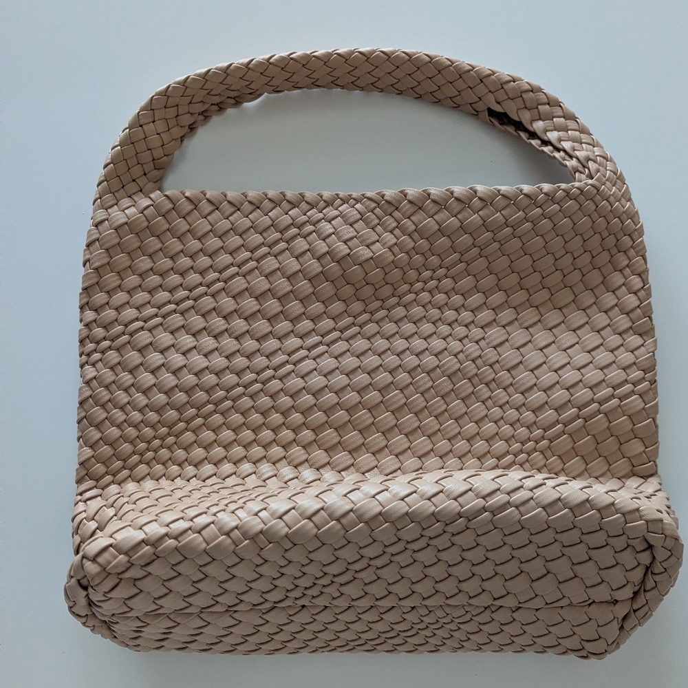 Elegant Tan Woven Women's Bag